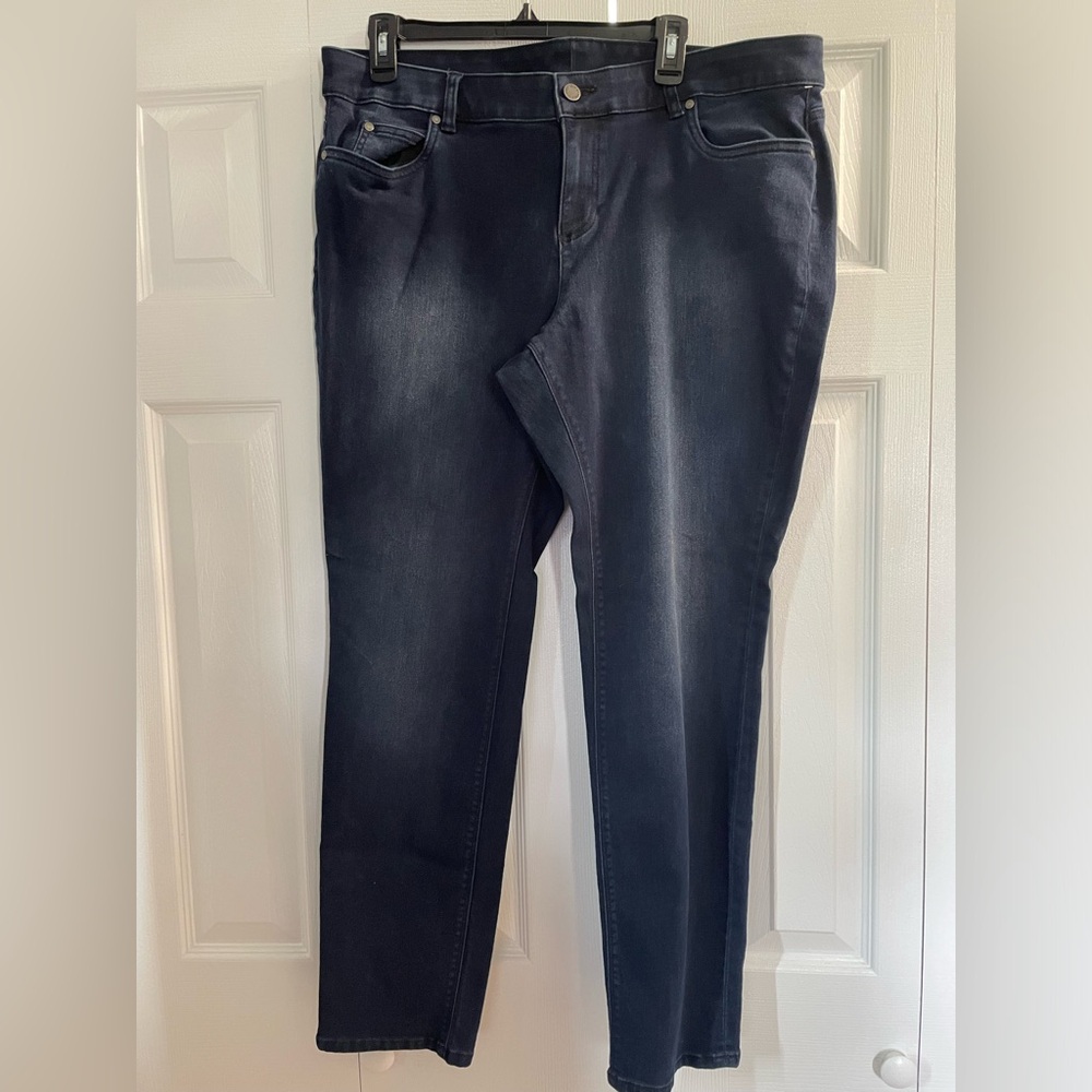 Vince Camuto 16W Jean - EUC